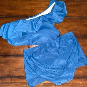 LIKE NEW Motherhood Maternity SwimSuit